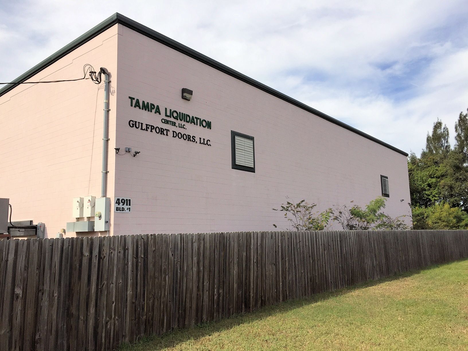 Tampa Liquidation Center Auctions